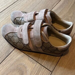 Pink Kids Gucci sneakers